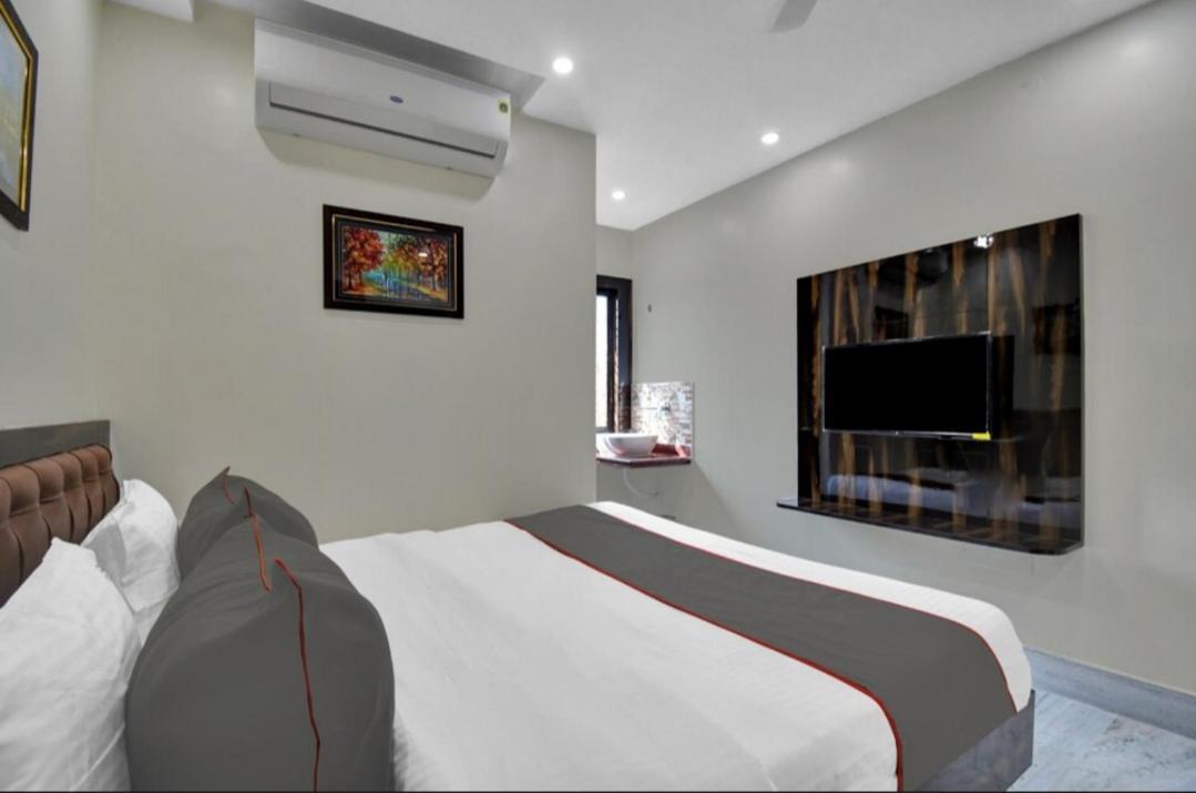 Om Guest House And Banquet Calcutta Exteriör bild